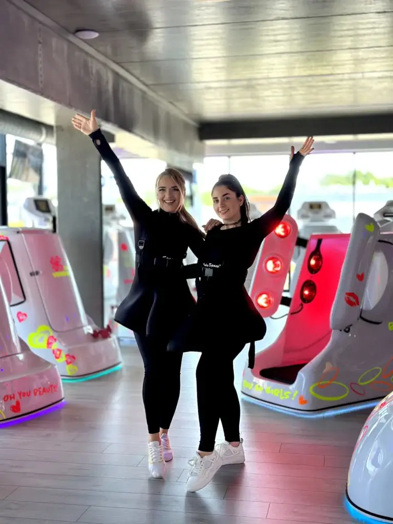 Body Space Concept Showroom – modern body shaping studio presentation space